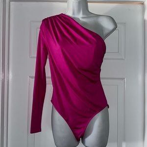 NWOT Zara one shoulder bodysuit Sz M